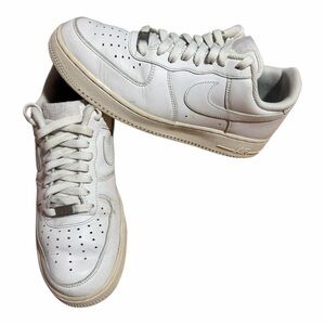 Nike Air Force 1 '07 White CW2288-111 - Men’s Size 8.5 - Used